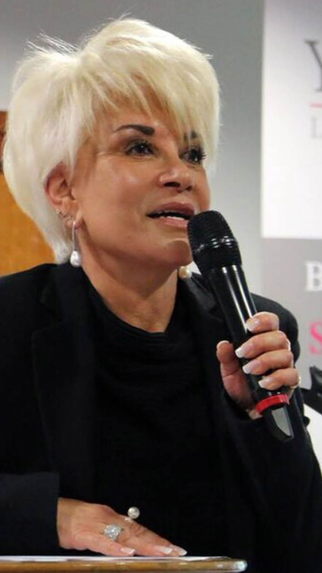 Liz Taylor Motivational Public Speaker